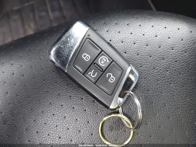 2022 Volkswagen Atlas Cross Sport 3.6l V6 Sel R-line მანქანა იყიდება აუქციონზე, vin: 1V2SE2CA0NC224271, აუქციონის ნომერი: 45799483