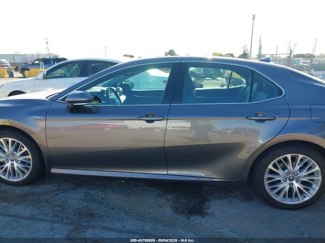 4T1B21HK2KU518830 Toyota Camry Hybrid Xle