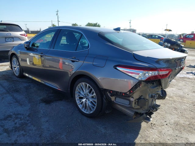 4T1B21HK2KU518830 Toyota Camry Hybrid Xle