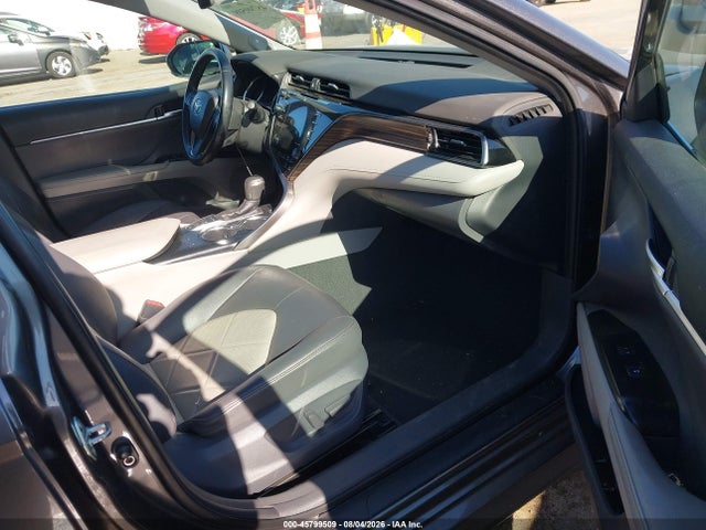 4T1B21HK2KU518830 Toyota Camry Hybrid Xle
