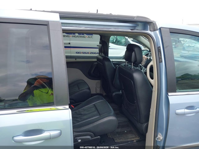 2C4RC1CG3GR240432 Chrysler Town &amp; Country Touring-l