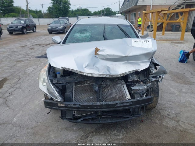 45799524 :رقم المزاد ، 5NPEB4AC2DH728086 vin ، 2013 Hyundai Sonata Gls مزاد بيع