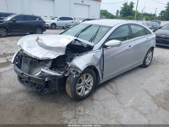 45799524 :رقم المزاد ، 5NPEB4AC2DH728086 vin ، 2013 Hyundai Sonata Gls مزاد بيع
