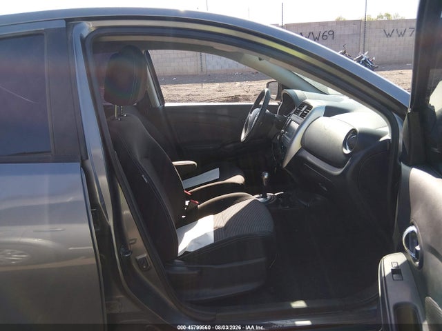 3N1CN7AP6KL881086 Nissan Versa 1.6 Sv