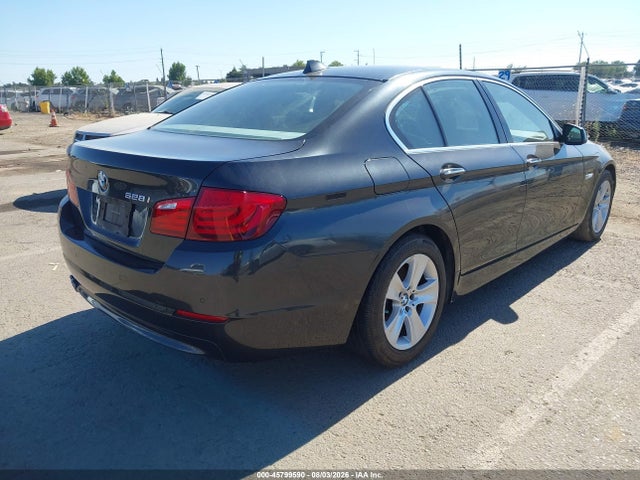 Продажа на аукционе авто 2011 Bmw 528i, vin: WBAFR1C58BC746045, номер лота: 45799590