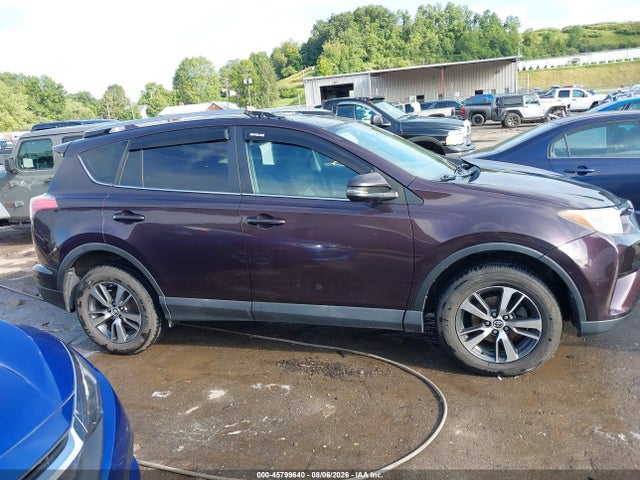 2018 Toyota Rav4 Xle მანქანა იყიდება აუქციონზე, vin: 2T3RFREV9JW821366, აუქციონის ნომერი: 45799640