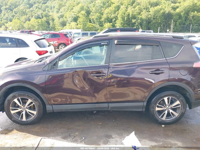2018 Toyota Rav4 Xle მანქანა იყიდება აუქციონზე, vin: 2T3RFREV9JW821366, აუქციონის ნომერი: 45799640