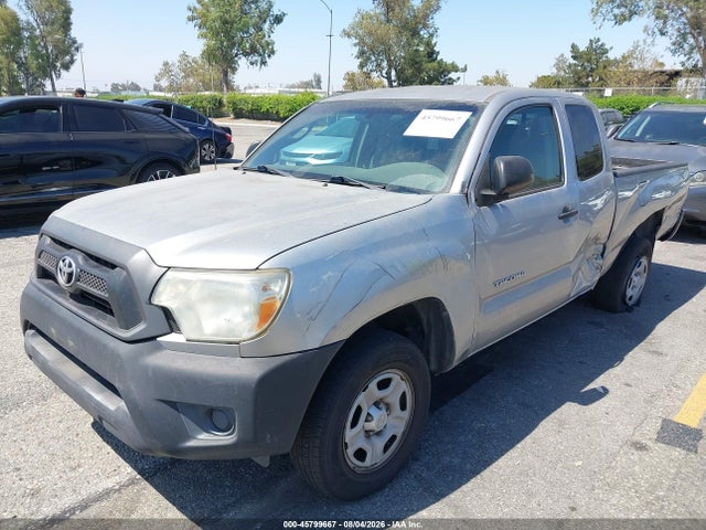 Toyota Tacoma 2015 5TFTX4CN2FX063141 Image 2