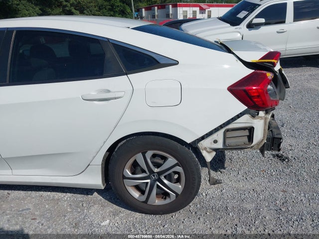 Aukcja sprzedaży 2018 Honda Civic Lx, vin: 19XFC2F56JE008581, numer aukcji: 45799698