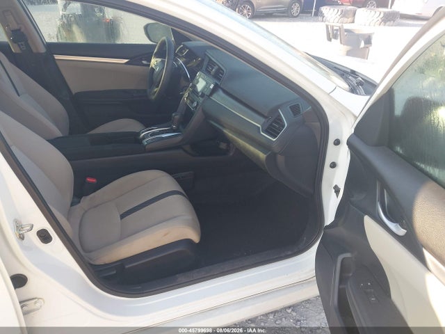 Aukcja sprzedaży 2018 Honda Civic Lx, vin: 19XFC2F56JE008581, numer aukcji: 45799698