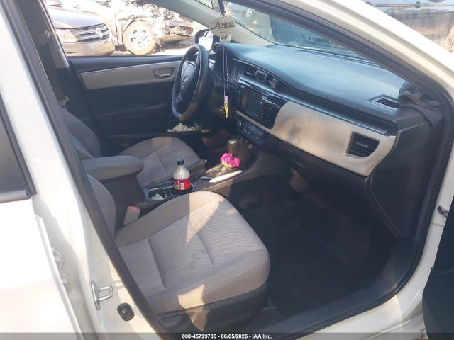45799705 :رقم المزاد ، 2T1BURHE9FC341641 vin ، 2015 Toyota Corolla Le مزاد بيع