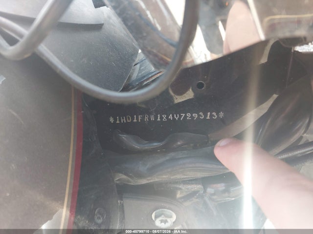 45799710 :رقم المزاد ، 1HD1FRW184Y729313 vin ، 2004 Harley-davidson Flhrci مزاد بيع