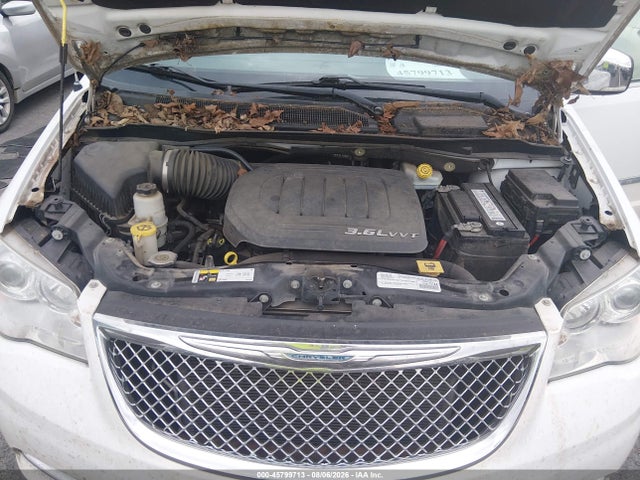 Продаж на аукціоні авто 2015 Chrysler Town & Country Limited Platinum, vin: 2C4RC1GG2FR740669, номер лоту: 45799713
