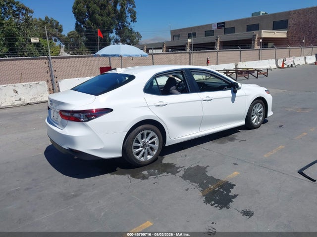 4T1R11AK8RU886970 Toyota CAMRY LE