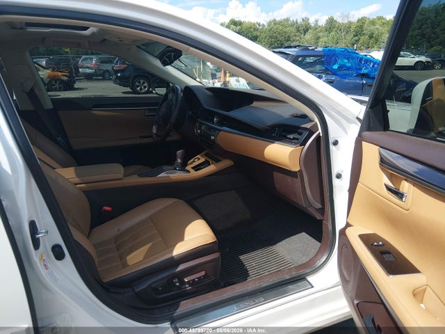 Auction sale of the 2018 Lexus Es 350, vin: 58ABK1GG6JU107015, lot number: 45799720