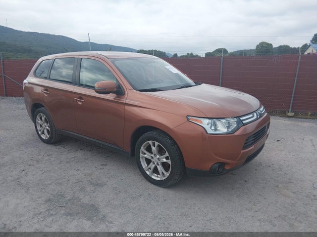 Продаж на аукціоні авто 2014 Mitsubishi Outlander Se, vin: JA4AD3A37EZ010850, номер лоту: 45799722