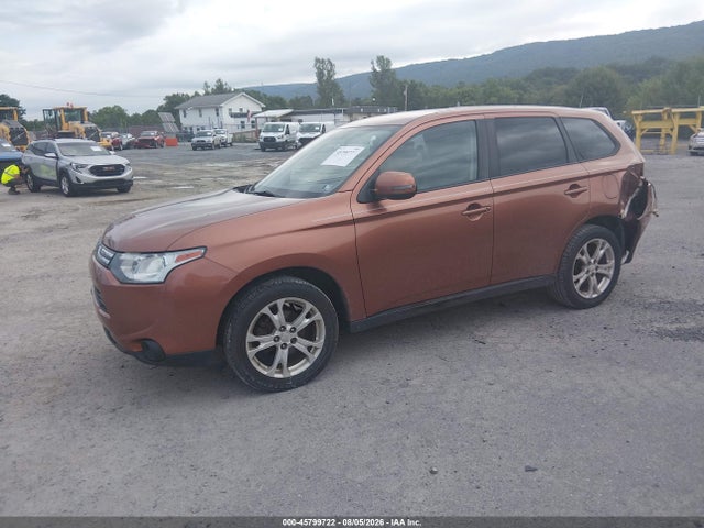Продаж на аукціоні авто 2014 Mitsubishi Outlander Se, vin: JA4AD3A37EZ010850, номер лоту: 45799722