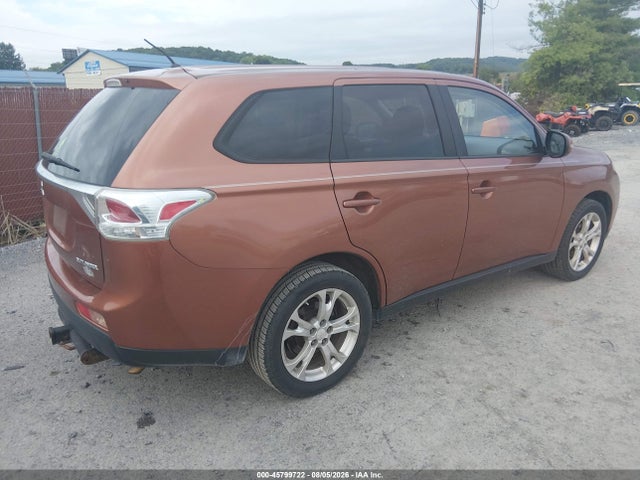 Продаж на аукціоні авто 2014 Mitsubishi Outlander Se, vin: JA4AD3A37EZ010850, номер лоту: 45799722