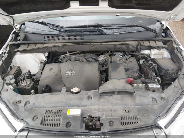 Продажа на аукционе авто 2019 Toyota Highlander Xle, vin: 5TDJZRFH9KS627503, номер лота: 45799734