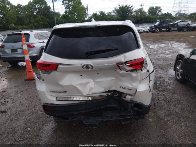 Продажа на аукционе авто 2019 Toyota Highlander Xle, vin: 5TDJZRFH9KS627503, номер лота: 45799734