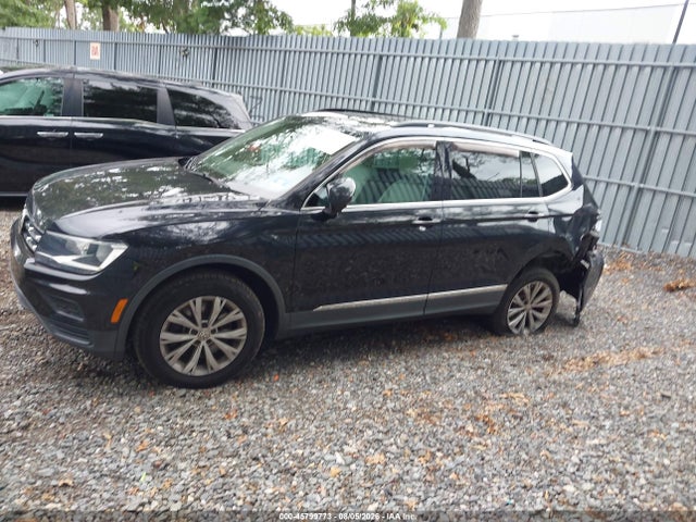 Продаж на аукціоні авто 2018 Volkswagen Tiguan 2.0t Se/2.0t Sel, vin: 3VV3B7AX8JM073502, номер лоту: 45799773