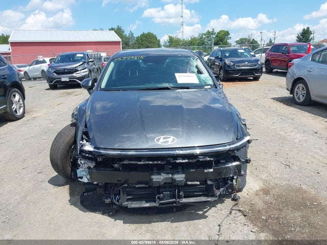 2026 Hyundai Sonata Hybrid Blue მანქანა იყიდება აუქციონზე, vin: KMHL24JJXTA141593, აუქციონის ნომერი: 45799815