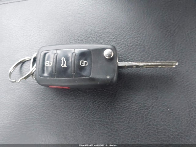 Продажа на аукционе авто 2017 Volkswagen Passat 1.8t S, vin: 1VWAT7A33HC015970, номер лота: 45799857