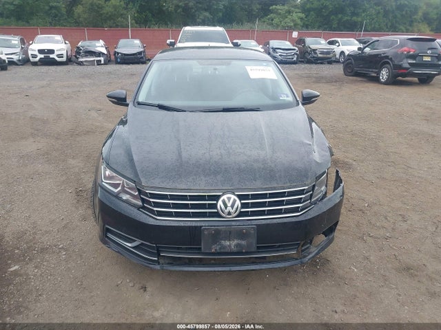 Продажа на аукционе авто 2017 Volkswagen Passat 1.8t S, vin: 1VWAT7A33HC015970, номер лота: 45799857
