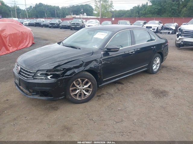 Продажа на аукционе авто 2017 Volkswagen Passat 1.8t S, vin: 1VWAT7A33HC015970, номер лота: 45799857