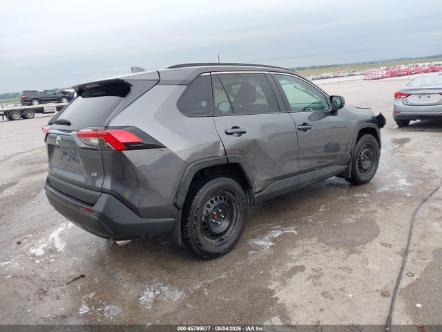 2T3H1RFVXMW166566 Toyota RAV4 LE