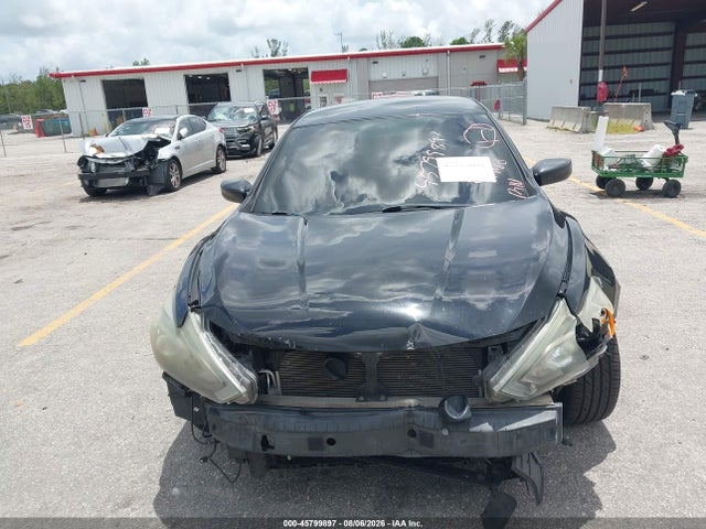 45799897 :رقم المزاد ، 1N4AL3AP4JC104344 vin ، 2018 Nissan Altima 2.5 Sr مزاد بيع