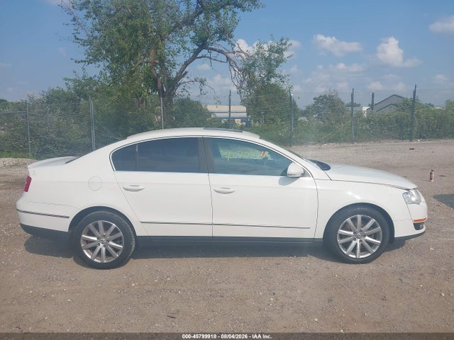 2010 Volkswagen Passat Komfort მანქანა იყიდება აუქციონზე, vin: WVWJK7AN7AP035676, აუქციონის ნომერი: 45799918