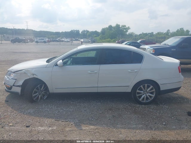 2010 Volkswagen Passat Komfort მანქანა იყიდება აუქციონზე, vin: WVWJK7AN7AP035676, აუქციონის ნომერი: 45799918