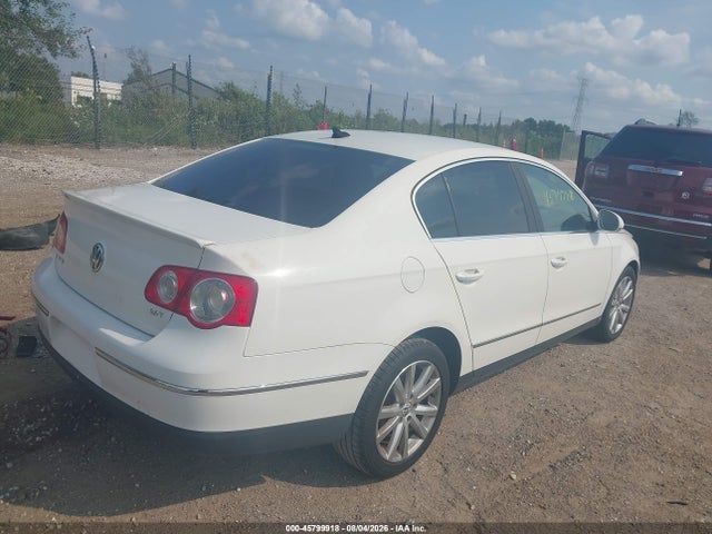 2010 Volkswagen Passat Komfort მანქანა იყიდება აუქციონზე, vin: WVWJK7AN7AP035676, აუქციონის ნომერი: 45799918