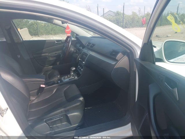 2010 Volkswagen Passat Komfort მანქანა იყიდება აუქციონზე, vin: WVWJK7AN7AP035676, აუქციონის ნომერი: 45799918