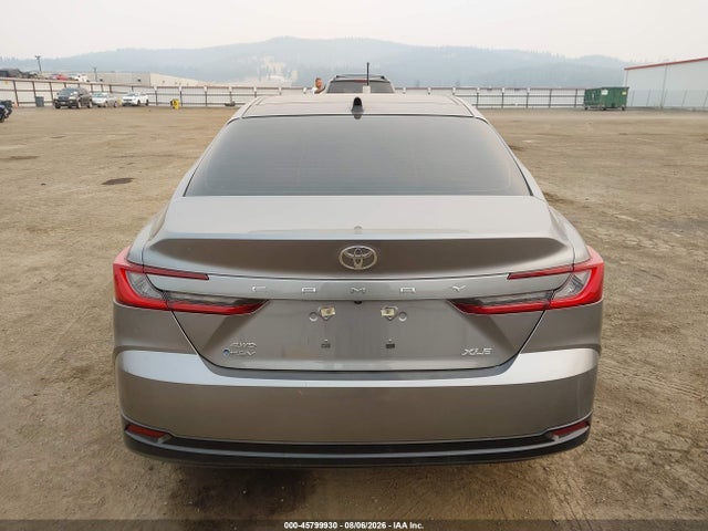 Toyota CAMRY XLE 2025 4T1DBADK2SU520270 Image 16