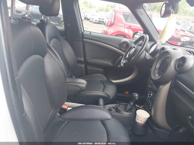 45799948 :رقم المزاد ، WMWZB3C58BWM01528 vin ، 2011 Mini Cooper Countryman مزاد بيع