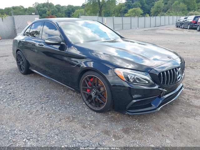 2017 Mercedes-benz Amg C 63 S მანქანა იყიდება აუქციონზე, vin: 55SWF8HB5HU189110, აუქციონის ნომერი: 45799957