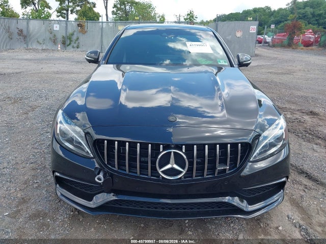 2017 Mercedes-benz Amg C 63 S მანქანა იყიდება აუქციონზე, vin: 55SWF8HB5HU189110, აუქციონის ნომერი: 45799957