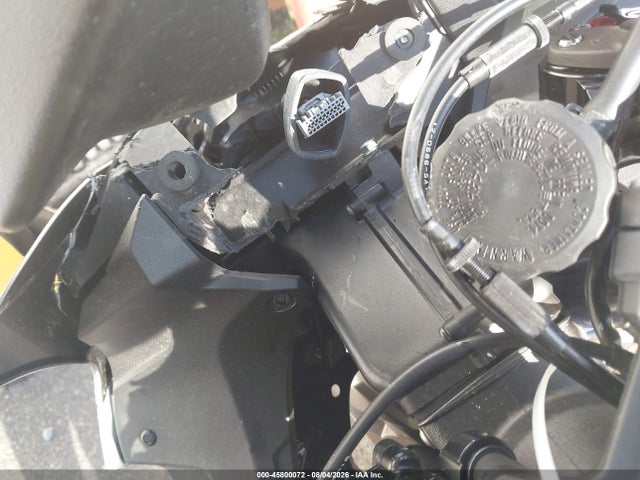 JKBZXJJ19SA028897 Kawasaki Zx636 K