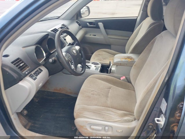 45800106 :رقم المزاد ، JTEBC3EH0D2013207 vin ، 2013 Toyota Highlander Hybrid Base V6 مزاد بيع