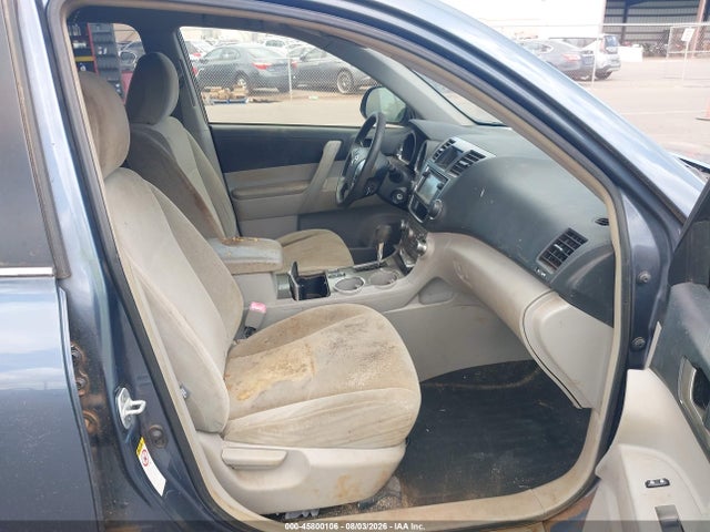 45800106 :رقم المزاد ، JTEBC3EH0D2013207 vin ، 2013 Toyota Highlander Hybrid Base V6 مزاد بيع