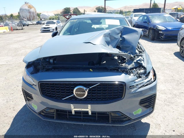 2023 Volvo S60 Recharge Plug-in Hybrid T8 Core Dark Theme მანქანა იყიდება აუქციონზე, vin: 7JRH60FK9PG231086, აუქციონის ნომერი: 45800119