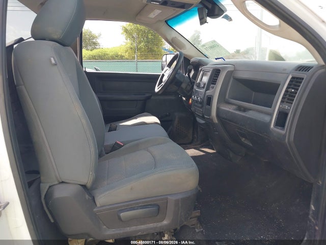 Продажа на аукционе авто 2014 Ram 2500 Tradesman, vin: 3C6LR4AT8EG130525, номер лота: 45800171