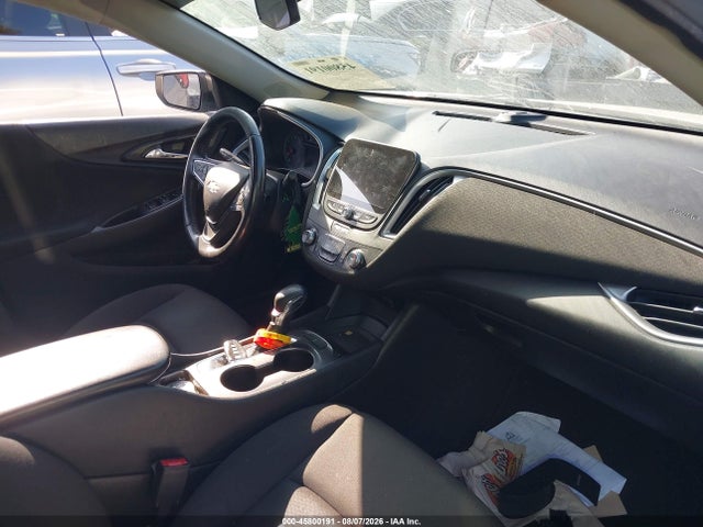 1G1ZG5ST0MF055390 Chevrolet Malibu Fwd Rs
