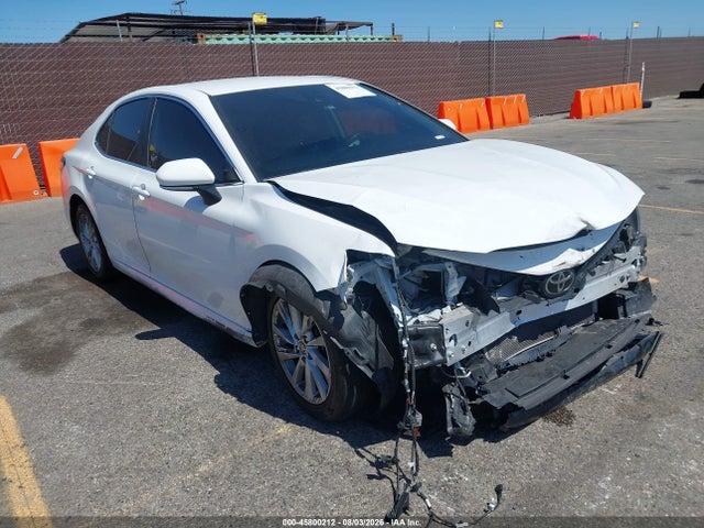 2022 Toyota Camry Le მანქანა იყიდება აუქციონზე, vin: 4T1R11AK4NU659446, აუქციონის ნომერი: 45800212
