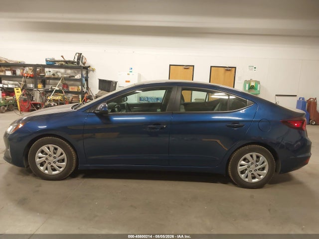 2020 Hyundai Elantra Se მანქანა იყიდება აუქციონზე, vin: 5NPD74LF7LH601109, აუქციონის ნომერი: 45800214