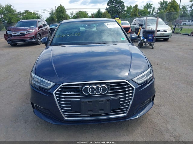 Продаж на аукціоні авто 2017 Audi A3 Sportback E-tron Premium Plus, vin: WAUTPBFF8HA074639, номер лоту: 45800222