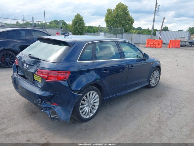 Продаж на аукціоні авто 2017 Audi A3 Sportback E-tron Premium Plus, vin: WAUTPBFF8HA074639, номер лоту: 45800222