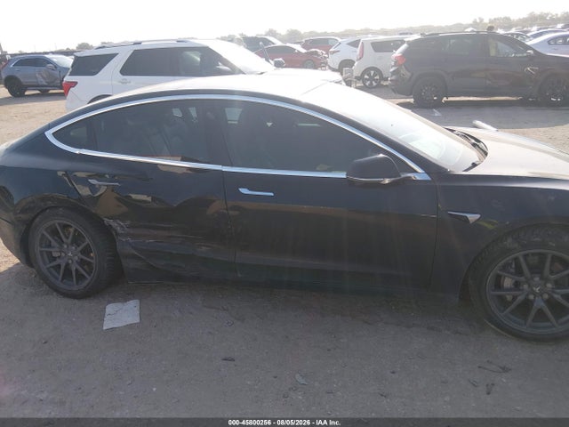 Продажа на аукционе авто 2018 Tesla Model 3 Long Range/performance, vin: 5YJ3E1EB0JF181991, номер лота: 45800256